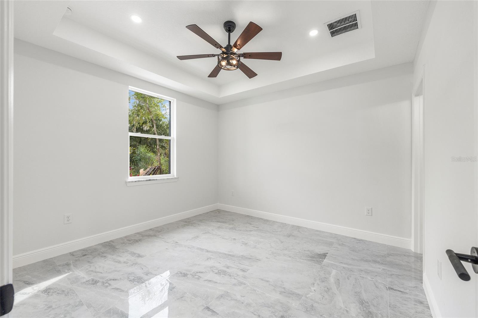 SUMMERFIELD TERRACE - Residential