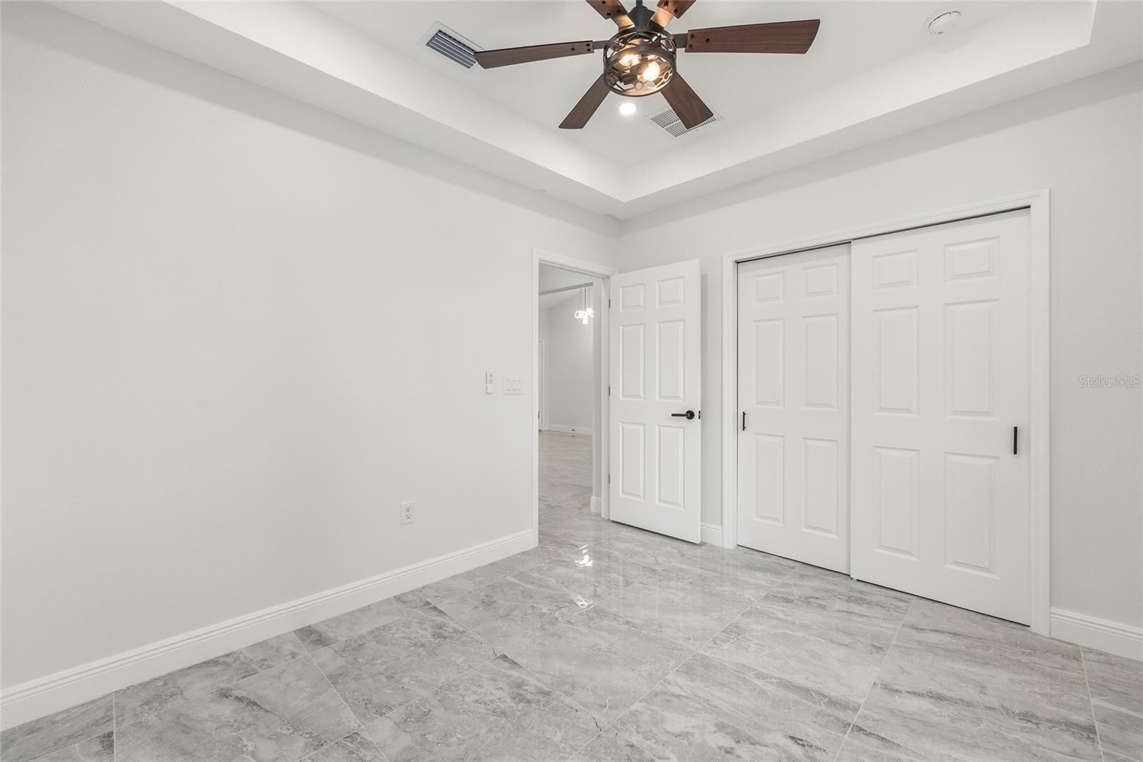 SUMMERFIELD TERRACE - Residential