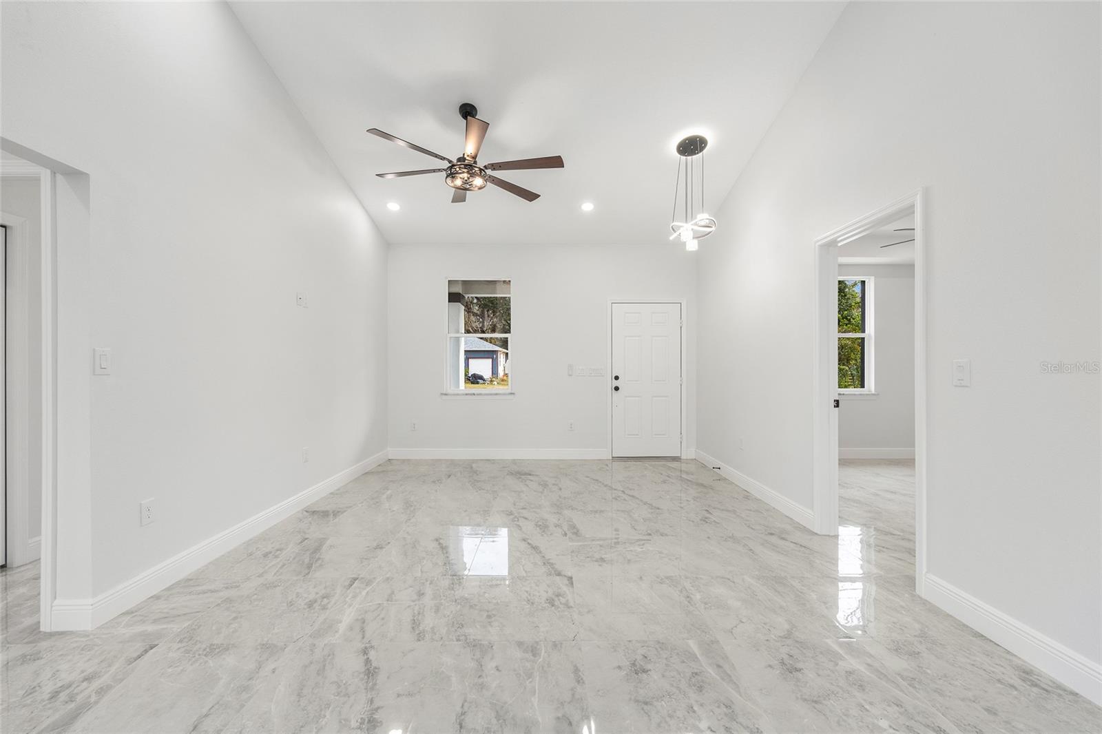 SUMMERFIELD TERRACE - Residential