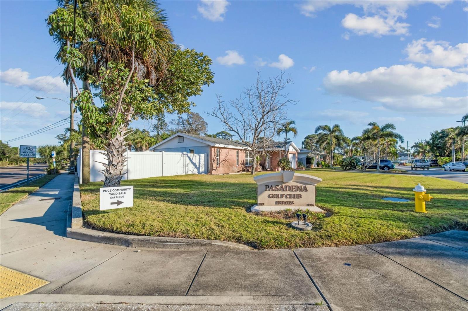 PASADENA GOLF CLUB ESTATES SEC 3 - Residential