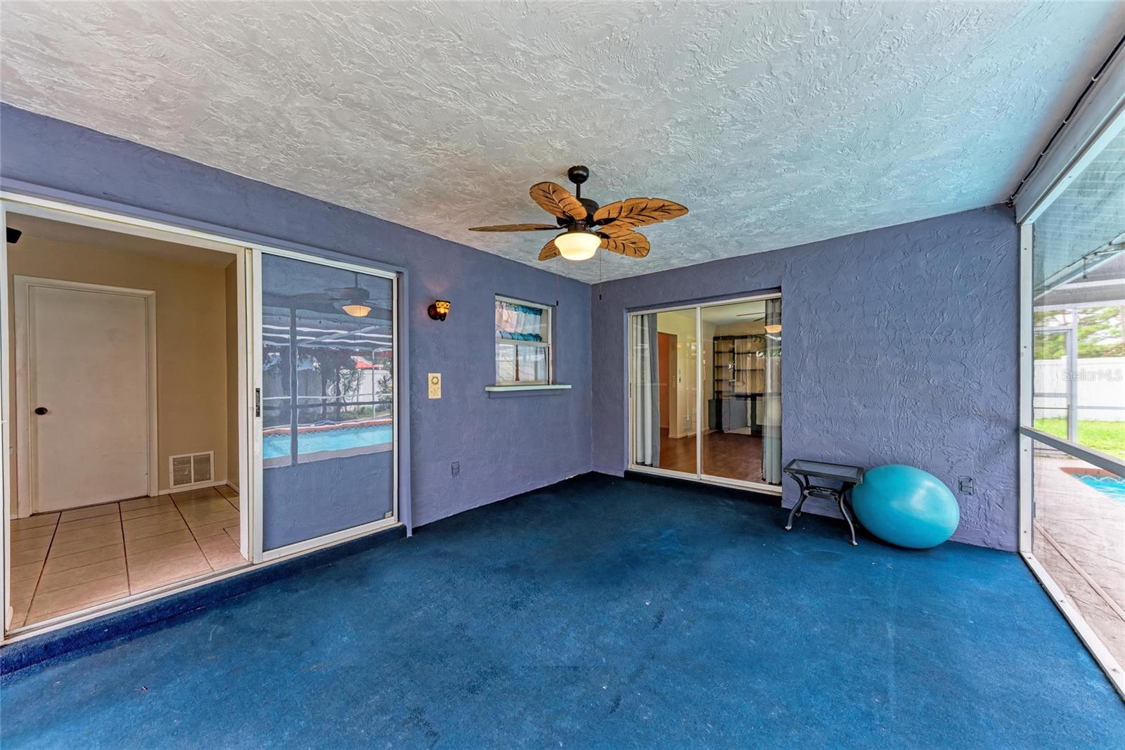 SOUTH VENICE - Residential Lease