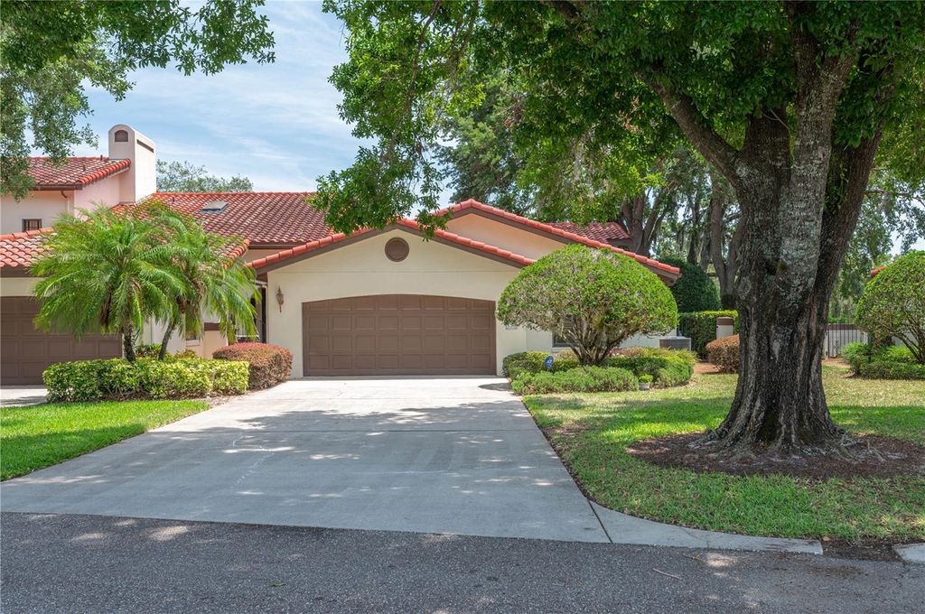 Photo of 139 Stratford Court, Haines City, FL 33844 (MLS # L4958465)