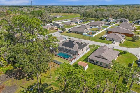 A home in LAKELAND