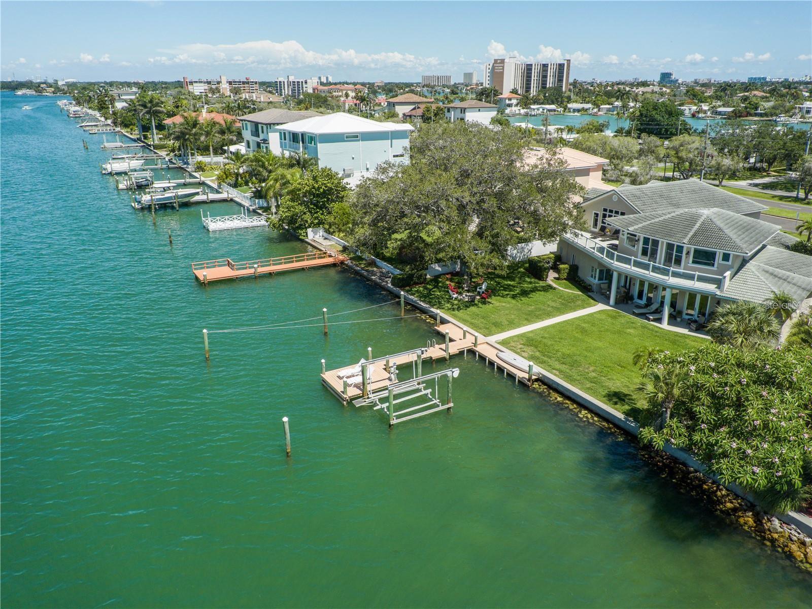 PARADISE ISLAND - Residential