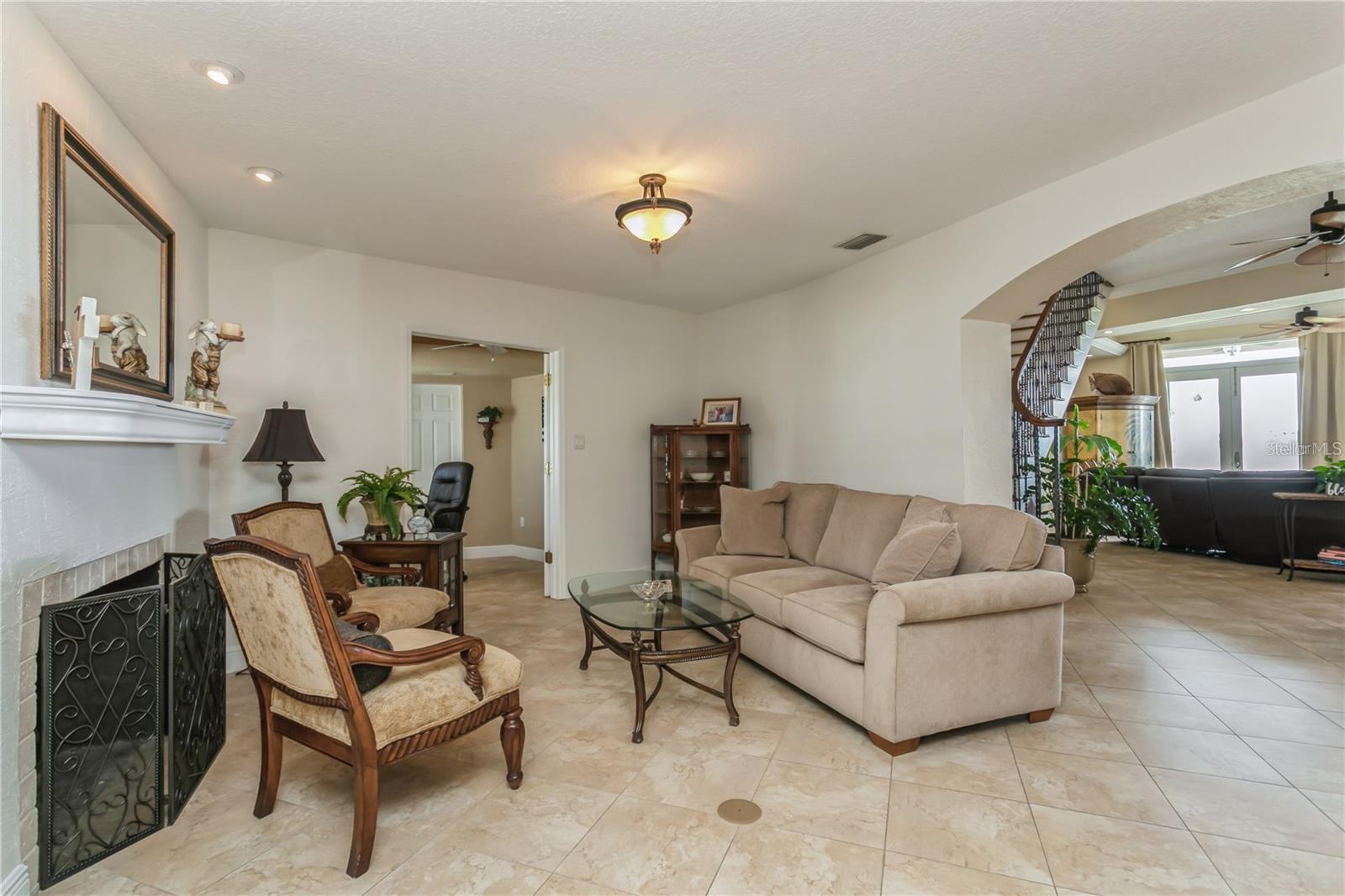 PARADISE ISLAND - Residential