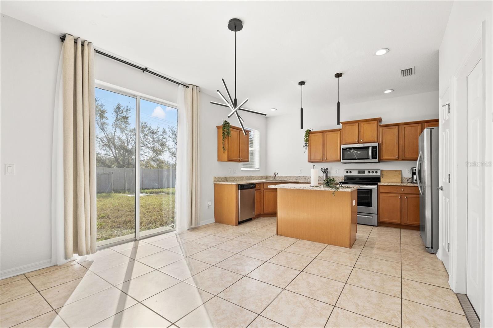 707 FERN LEAF DRIVE