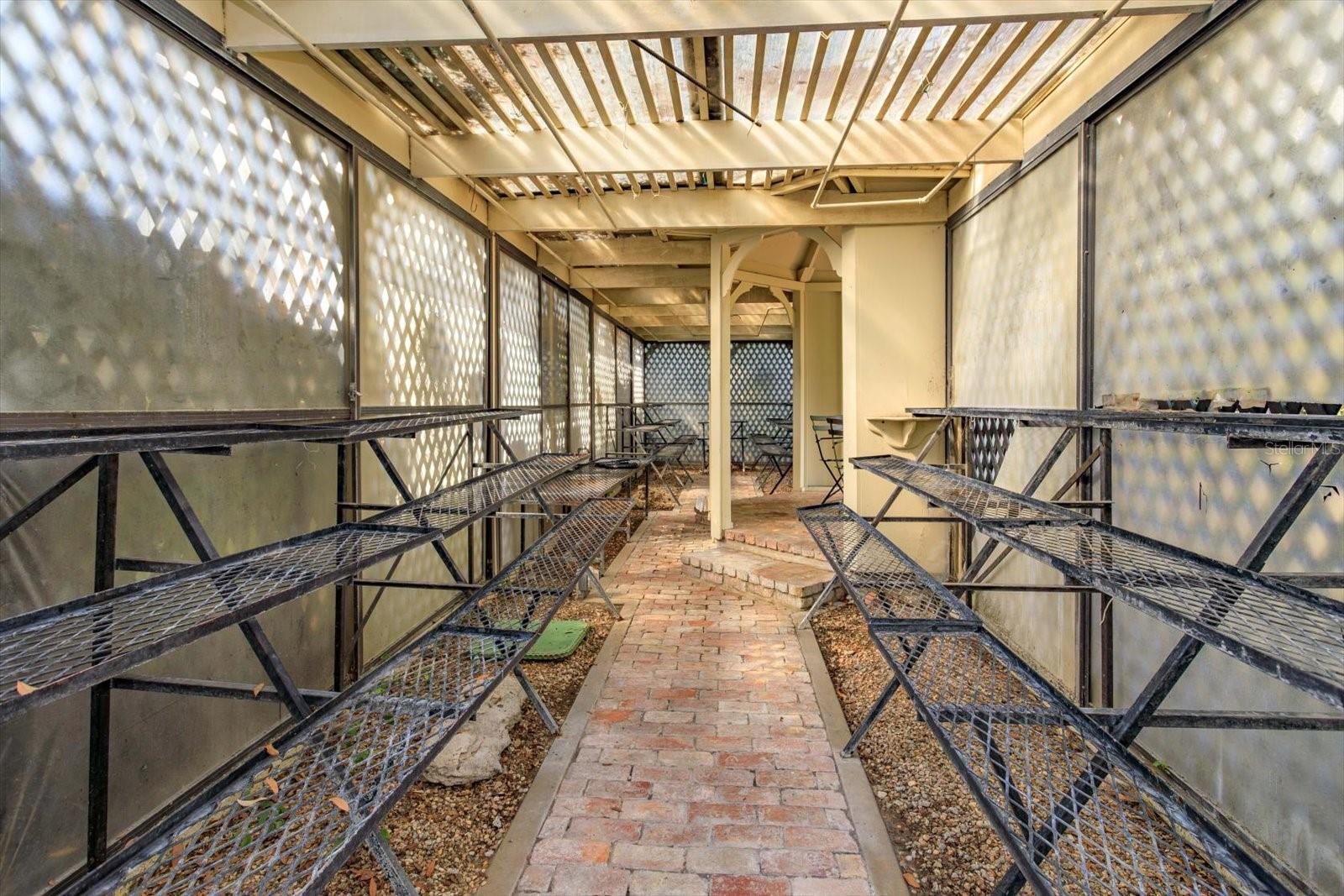 WYLDWOODE ESTS SUB - Residential