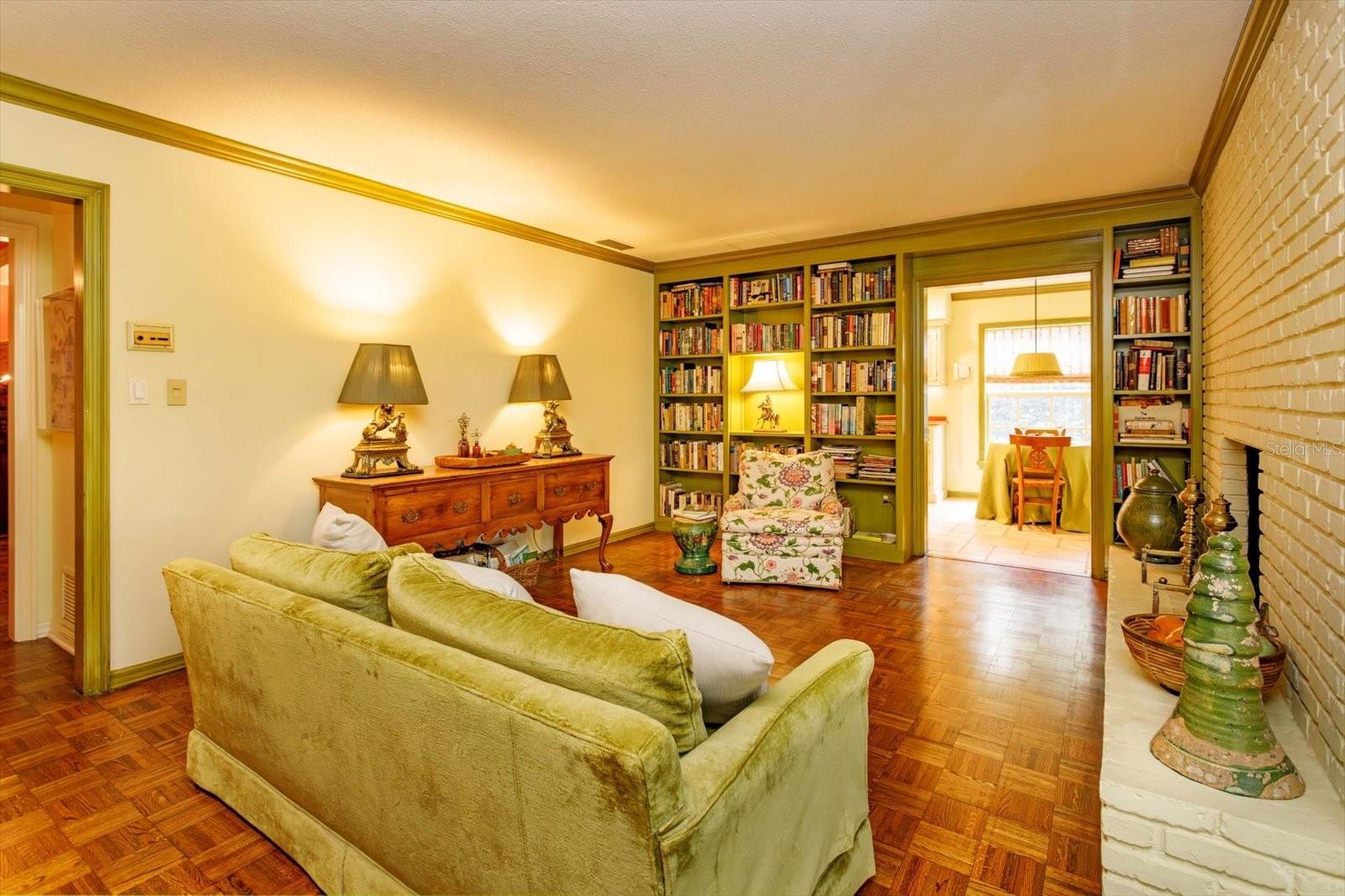 WYLDWOODE ESTS SUB - Residential