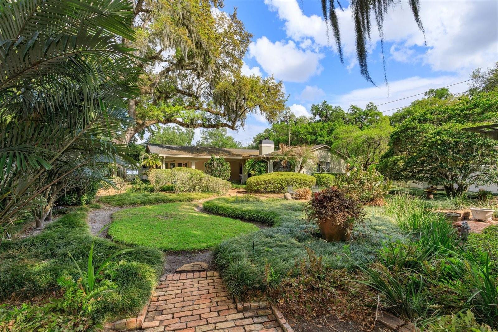 WYLDWOODE ESTS SUB - Residential