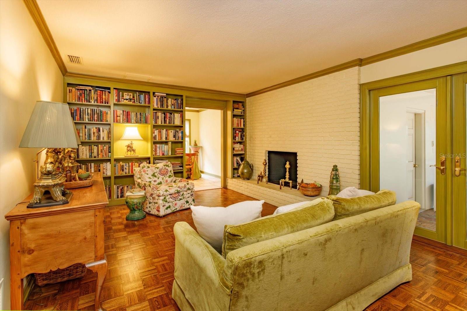 WYLDWOODE ESTS SUB - Residential