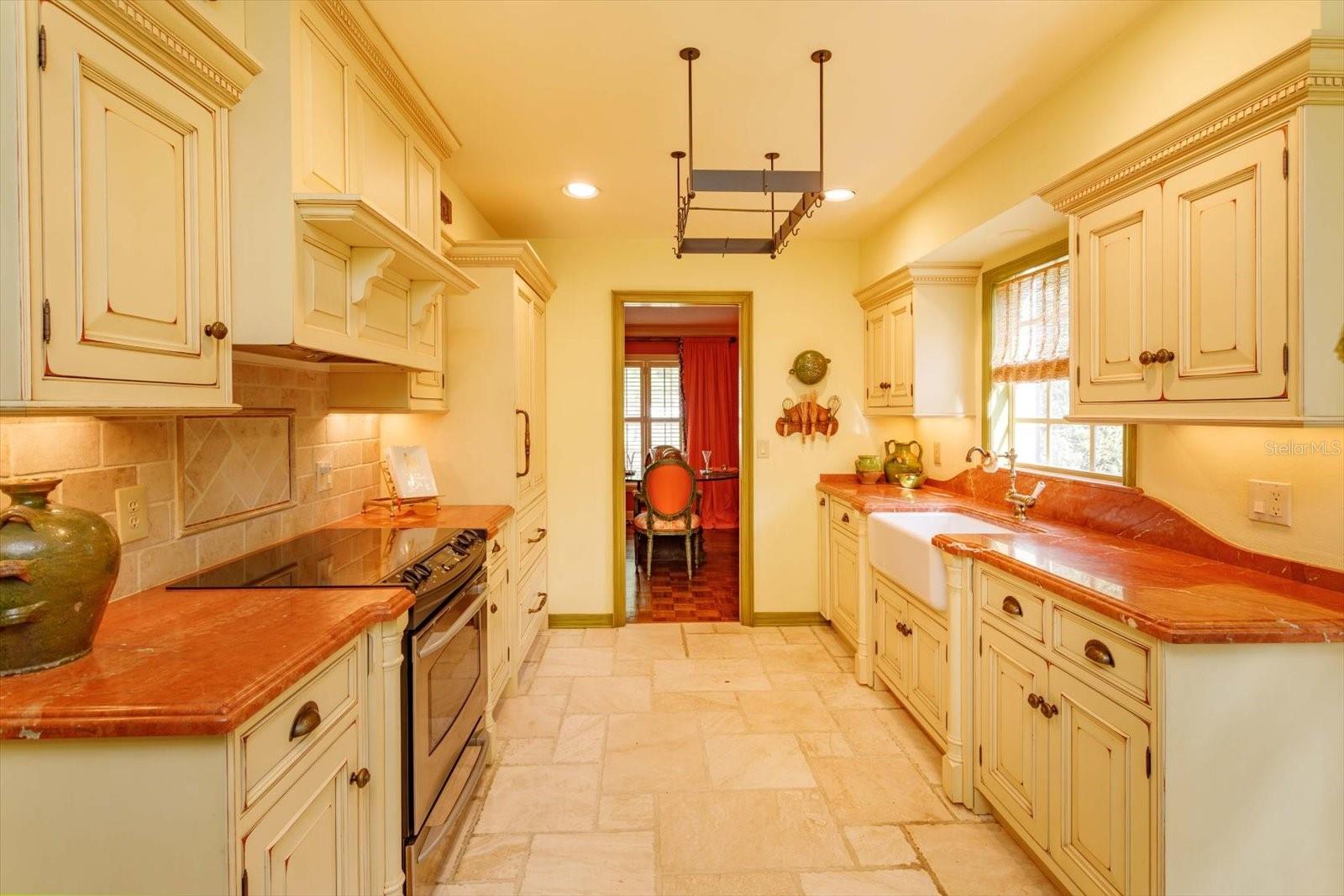 WYLDWOODE ESTS SUB - Residential