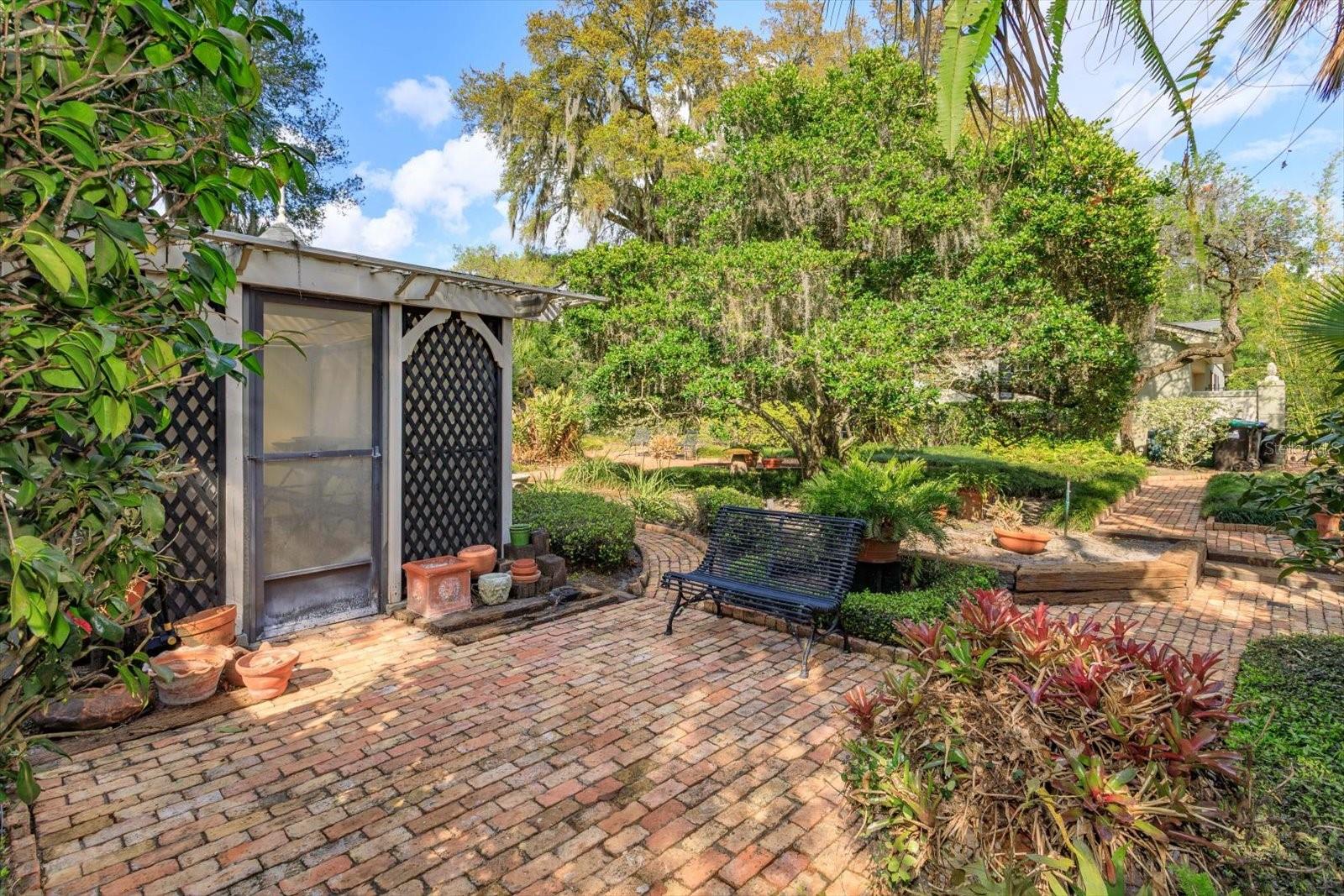 WYLDWOODE ESTS SUB - Residential