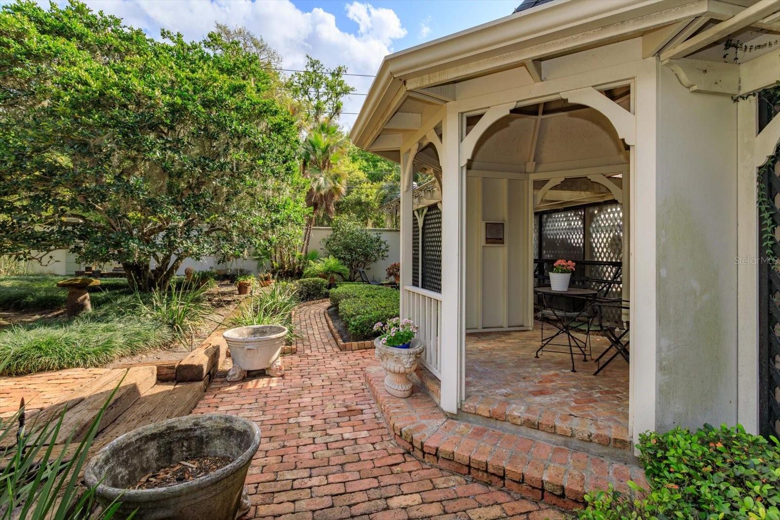 WYLDWOODE ESTS SUB - Residential