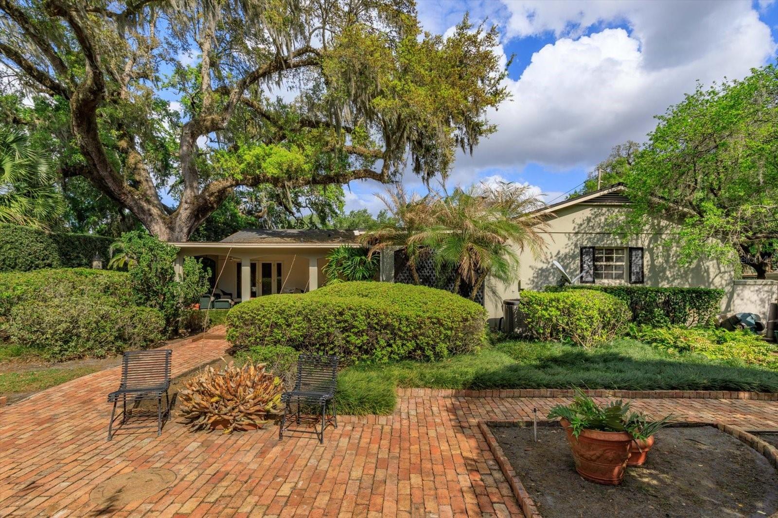 WYLDWOODE ESTS SUB - Residential