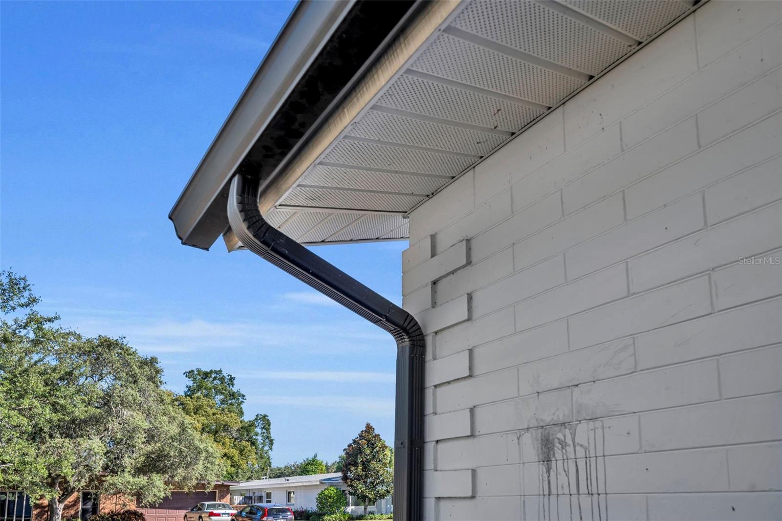 ENGLISH WOODS - Residential