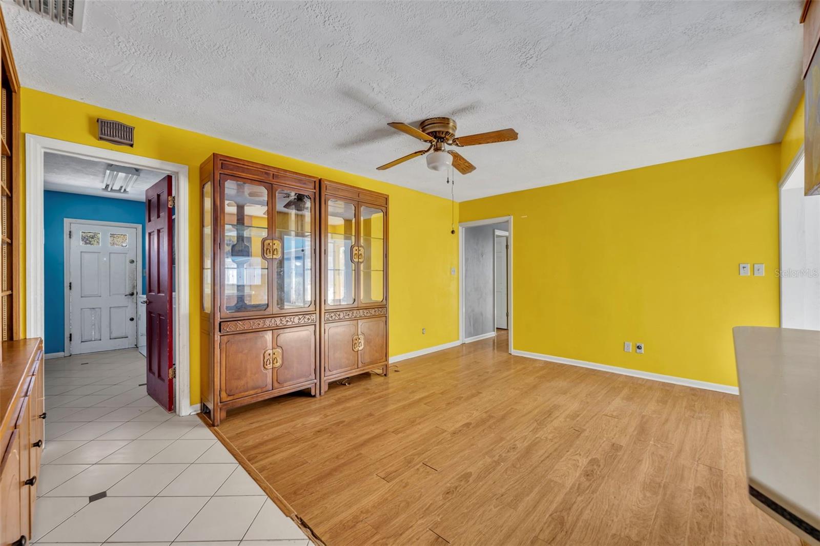 ENGLISH WOODS - Residential