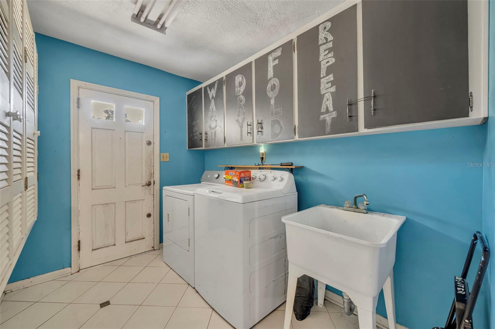 ENGLISH WOODS - Residential