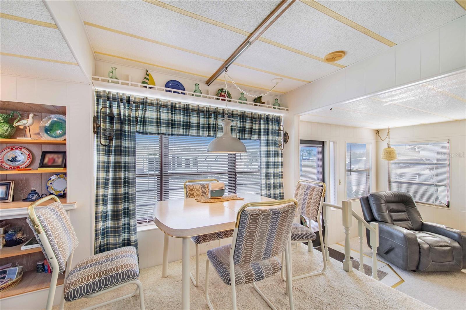 FAIRVIEW VILLAGE - Residential