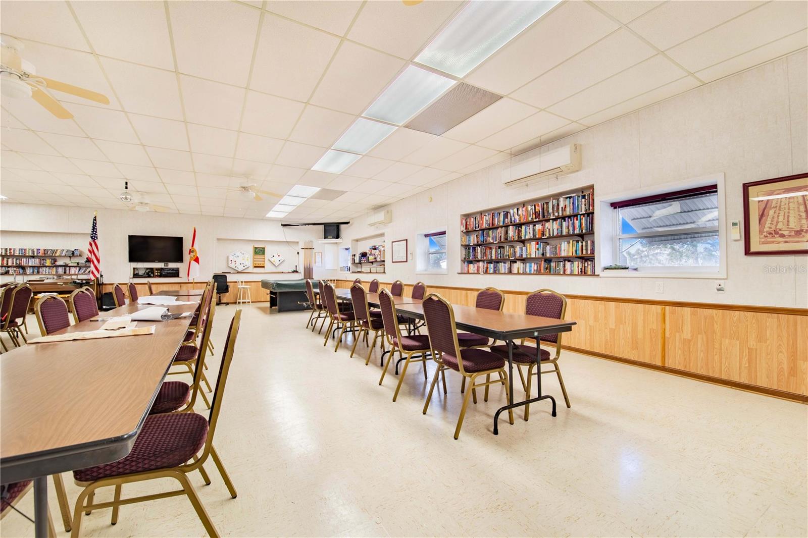 FAIRVIEW VILLAGE - Residential