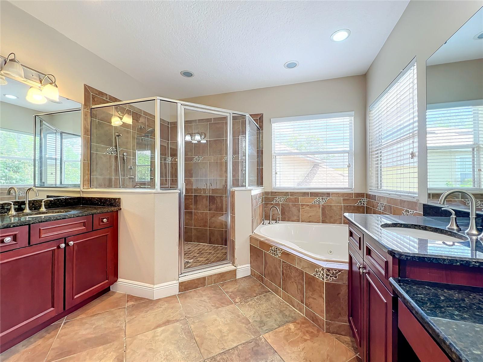 ENCLAVE/LK JEAN - Residential