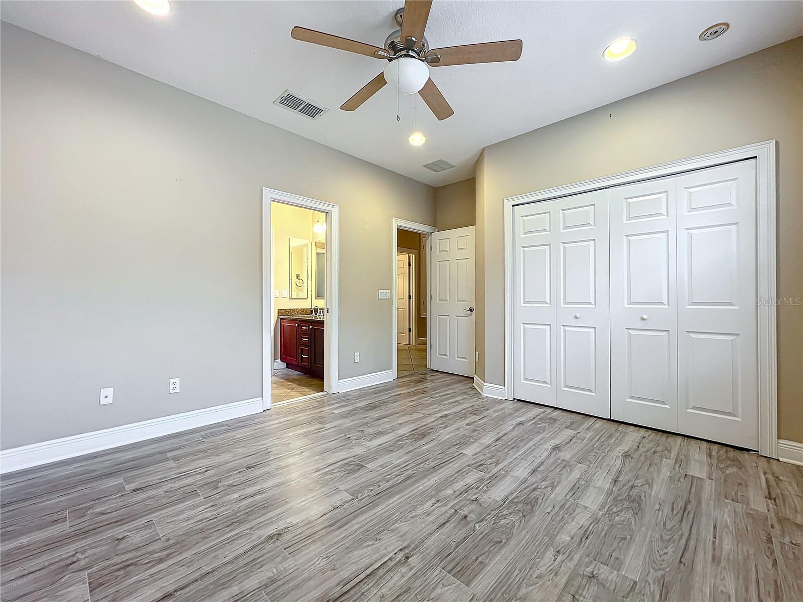 ENCLAVE/LK JEAN - Residential