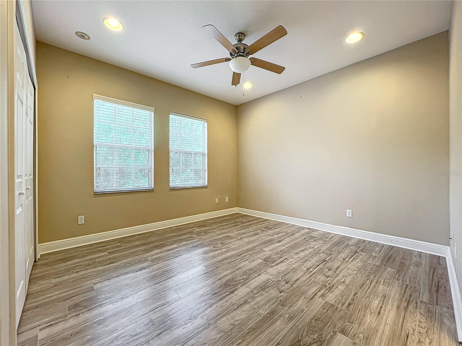 ENCLAVE/LK JEAN - Residential