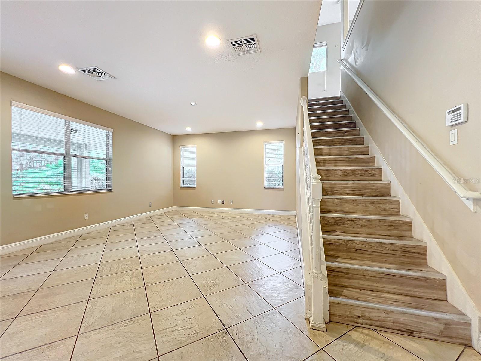 ENCLAVE/LK JEAN - Residential