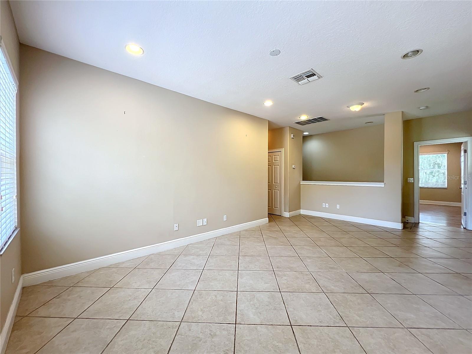 ENCLAVE/LK JEAN - Residential