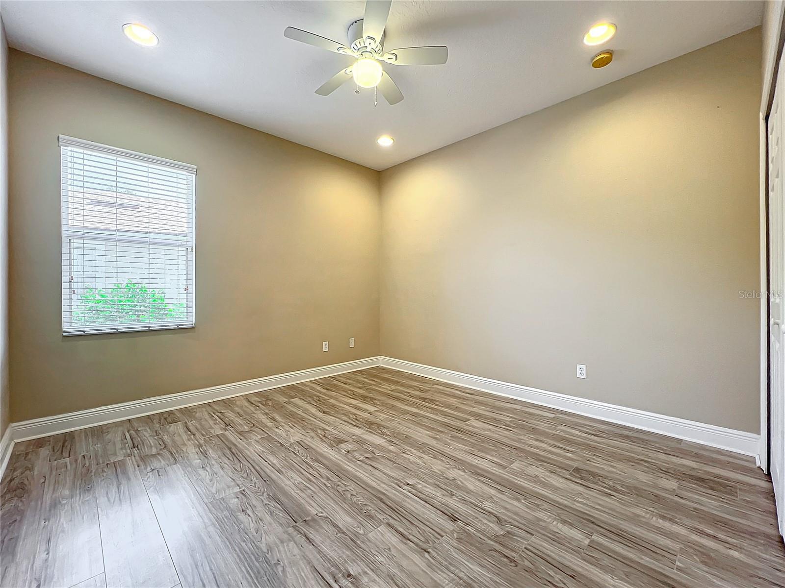 ENCLAVE/LK JEAN - Residential