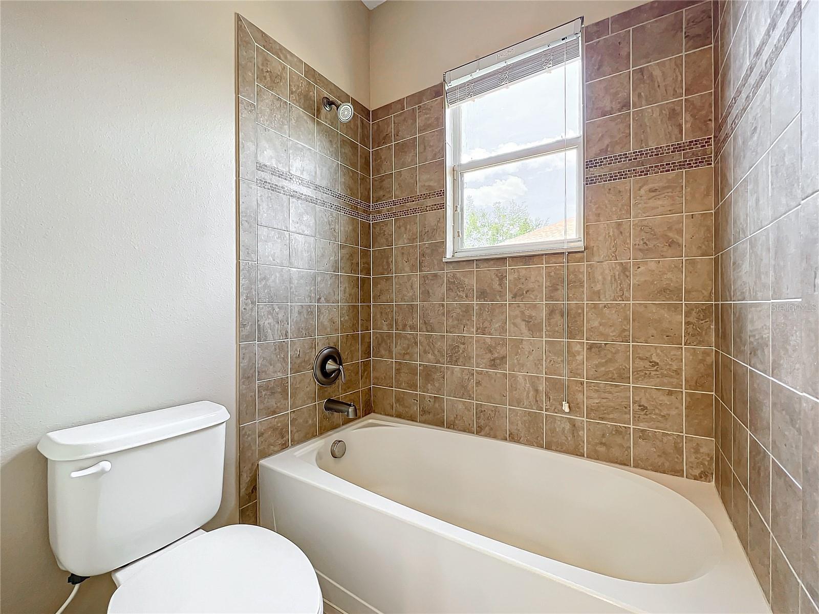 ENCLAVE/LK JEAN - Residential