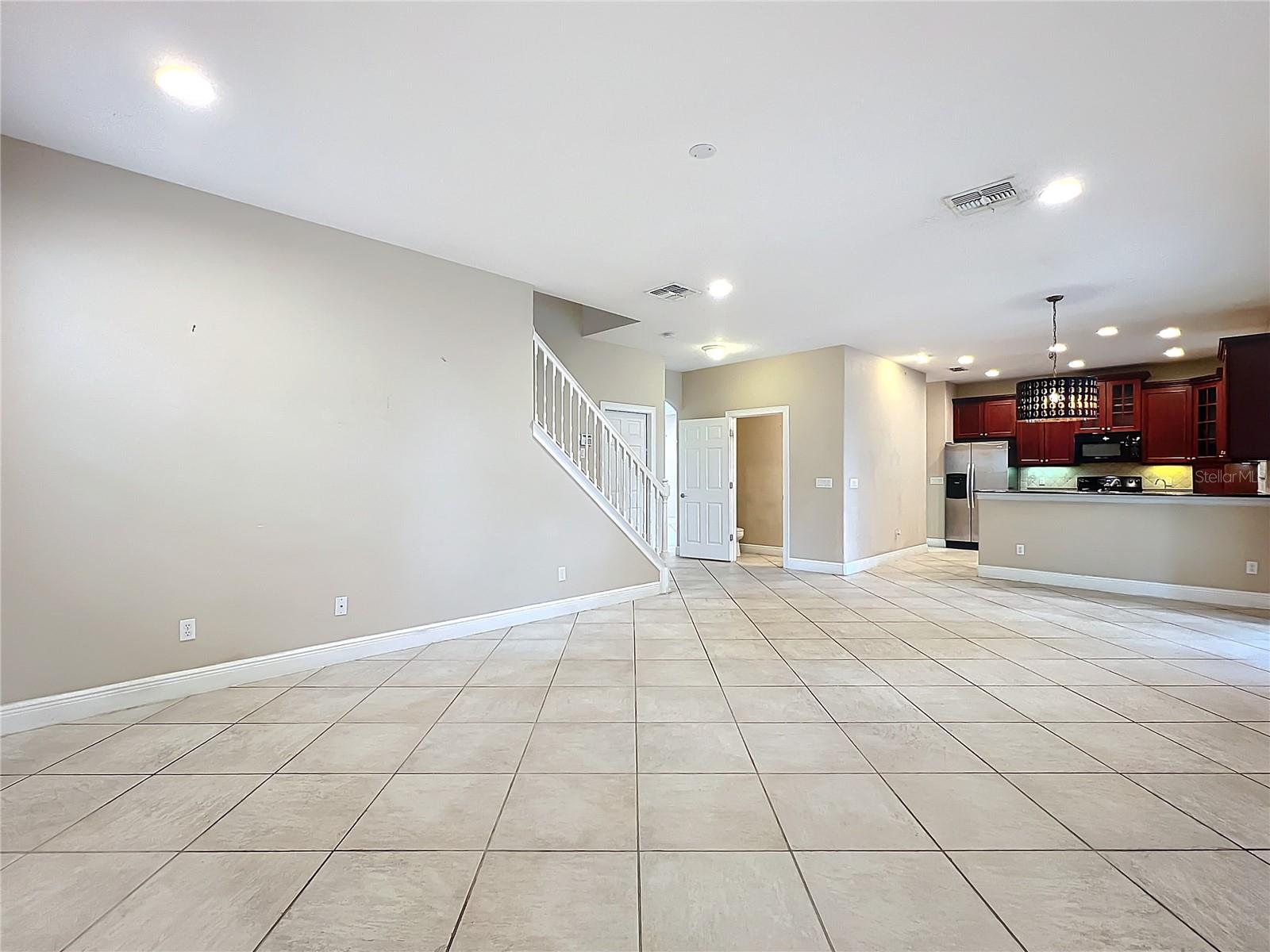 ENCLAVE/LK JEAN - Residential