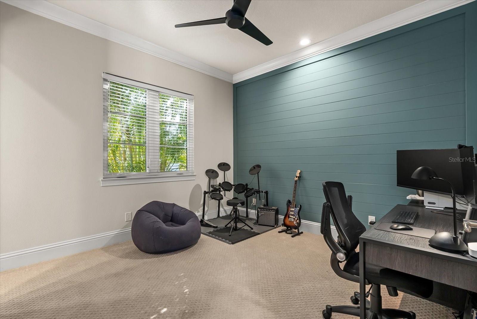 LAKE CLUB PHASE II - Residential