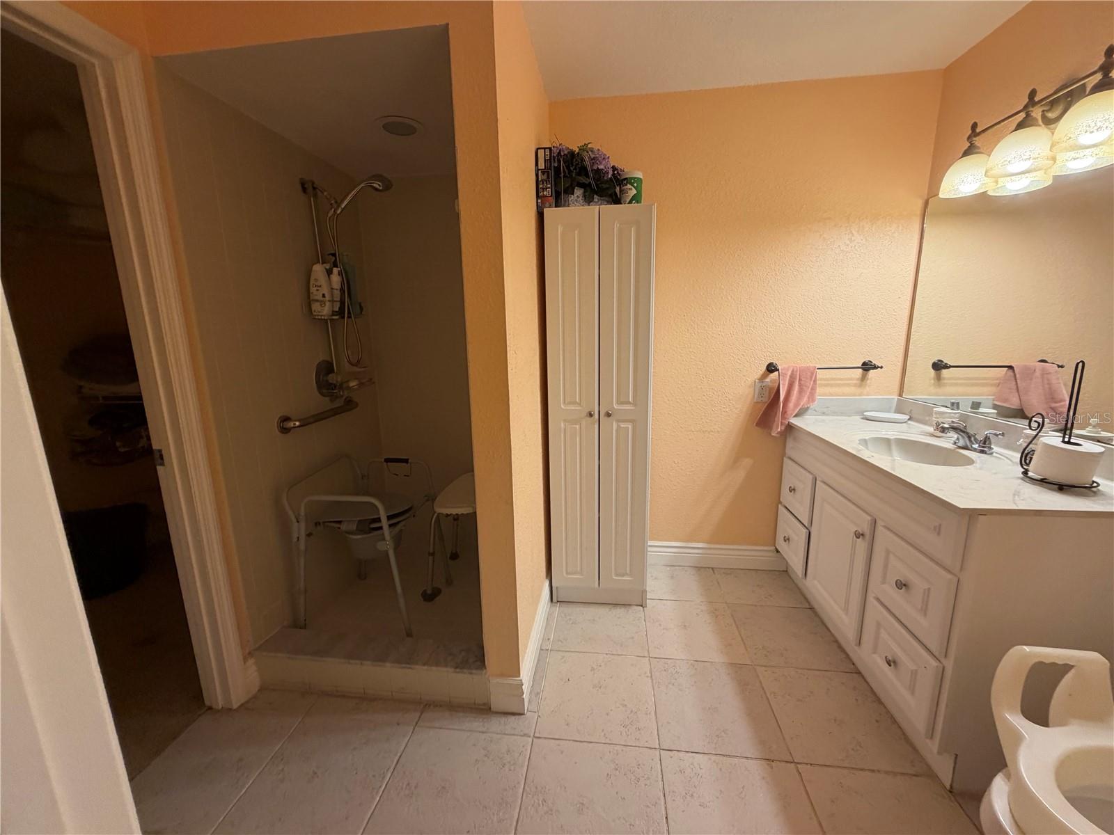 BONAIRE HEIGHTS - Residential