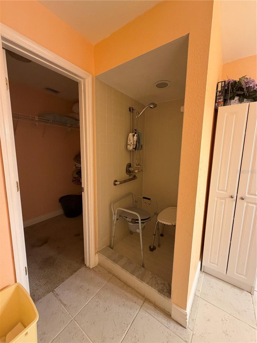 BONAIRE HEIGHTS - Residential