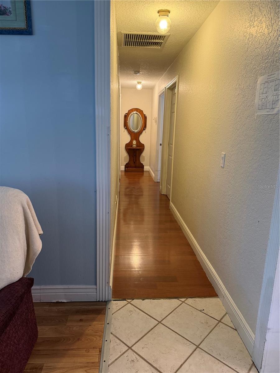 BONAIRE HEIGHTS - Residential