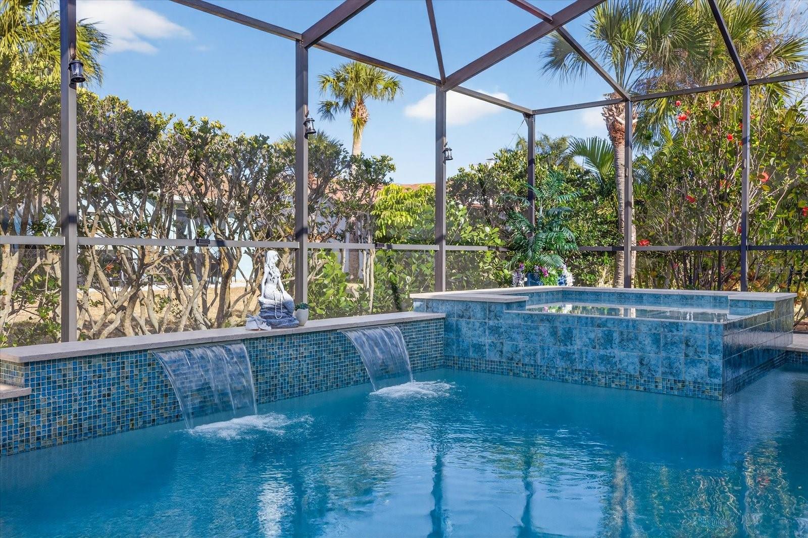 GULF HARBORS WOODLANDS - Residential