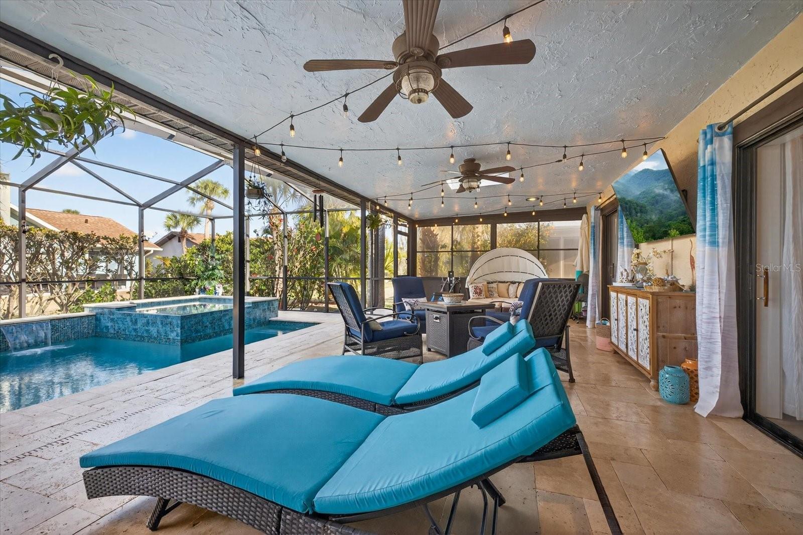 GULF HARBORS WOODLANDS - Residential