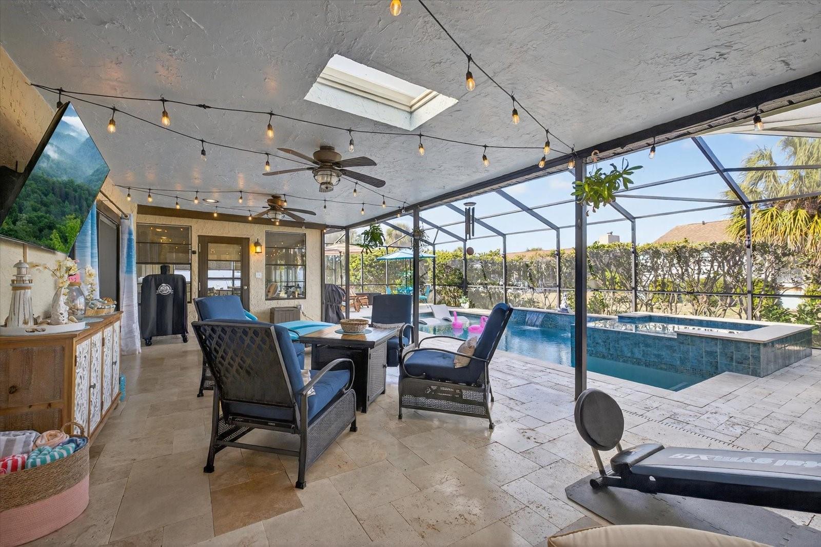 GULF HARBORS WOODLANDS - Residential