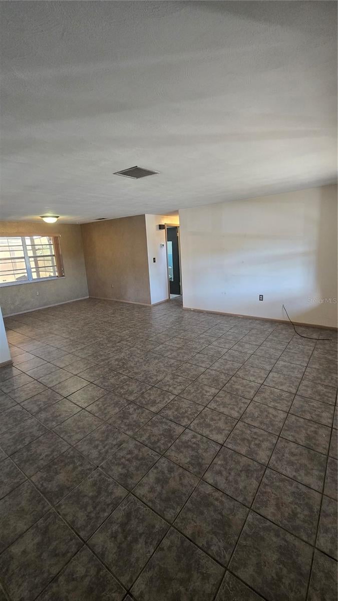 6123 MOOG RD