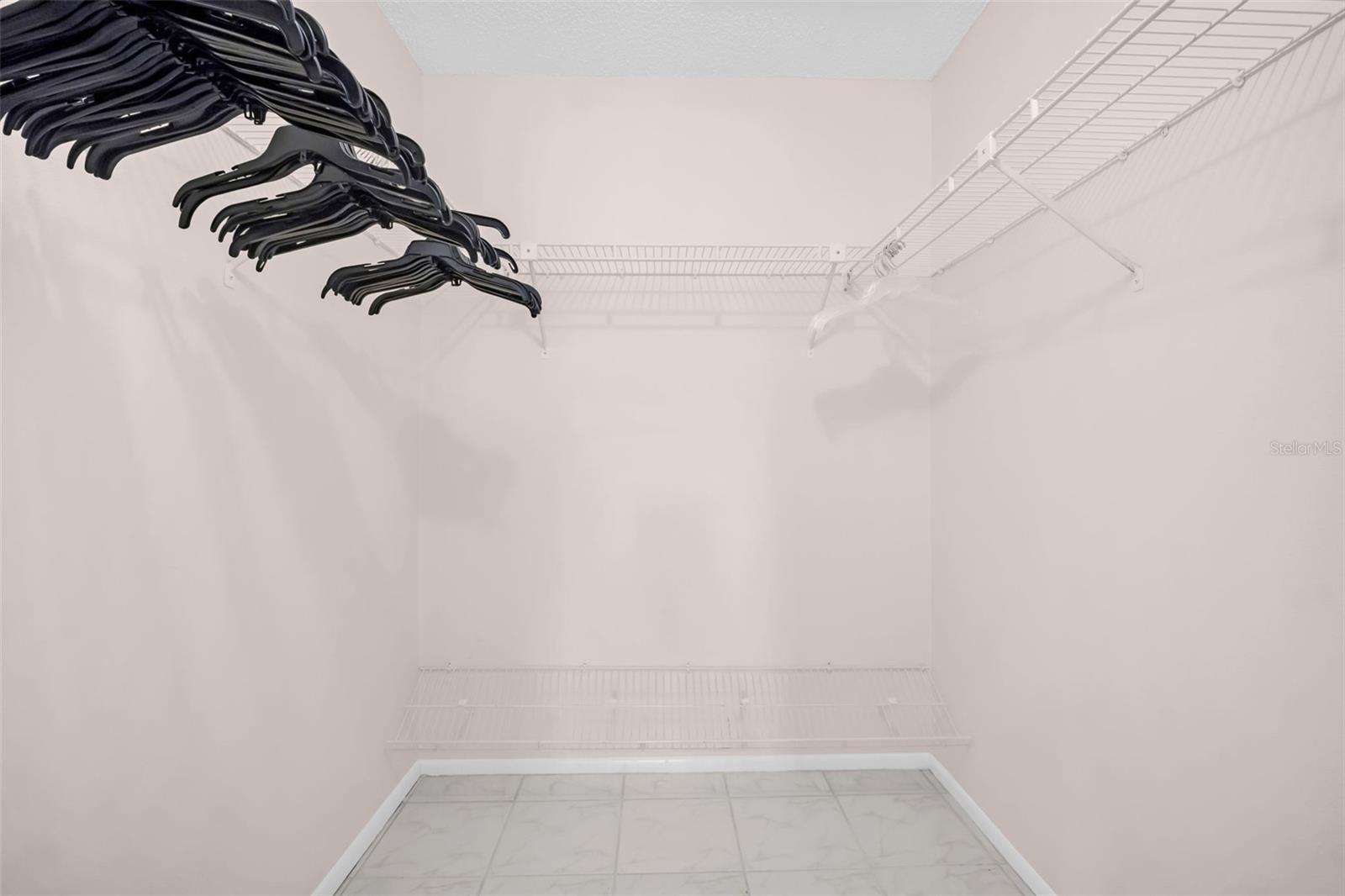 HIGHLAND LAKES SUTTON PLACE - Residential