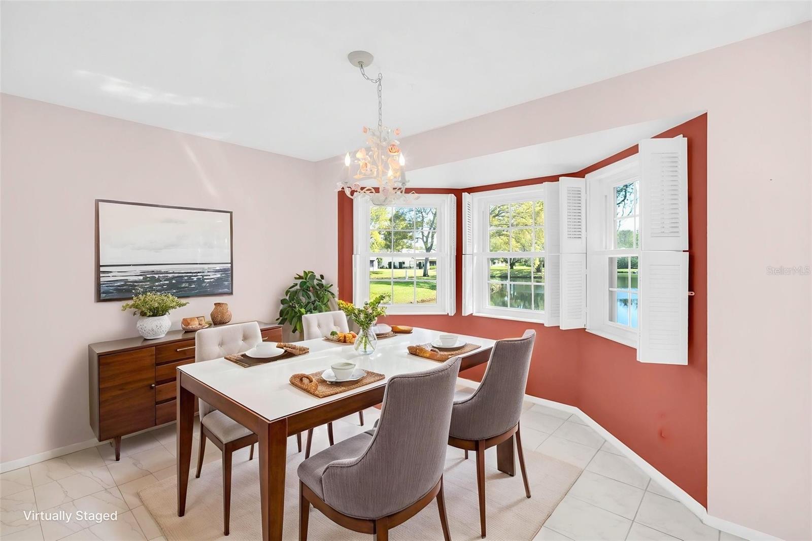 HIGHLAND LAKES SUTTON PLACE - Residential