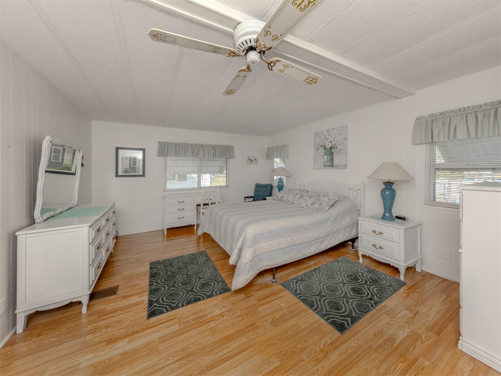 HARBOR COVE - Residential