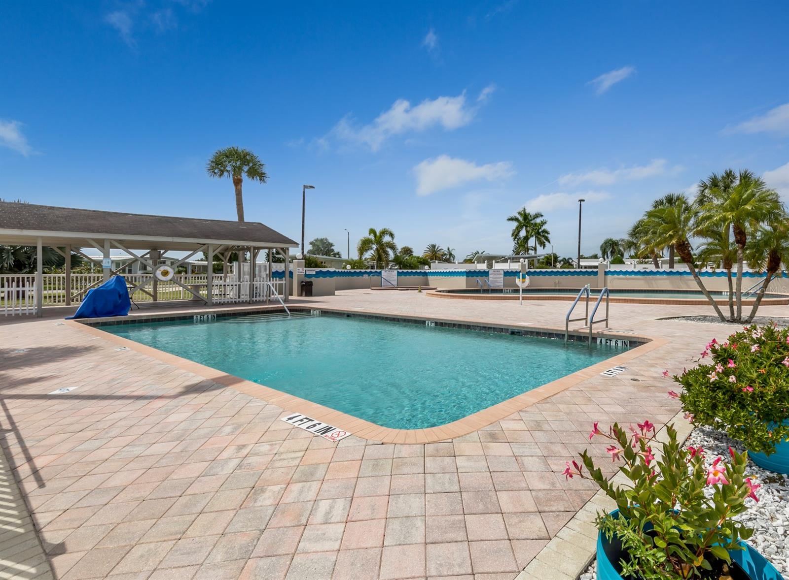 HARBOR COVE - Residential