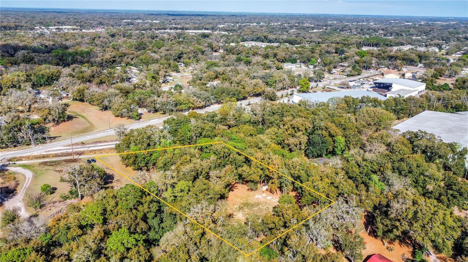 ACREAGE - Land