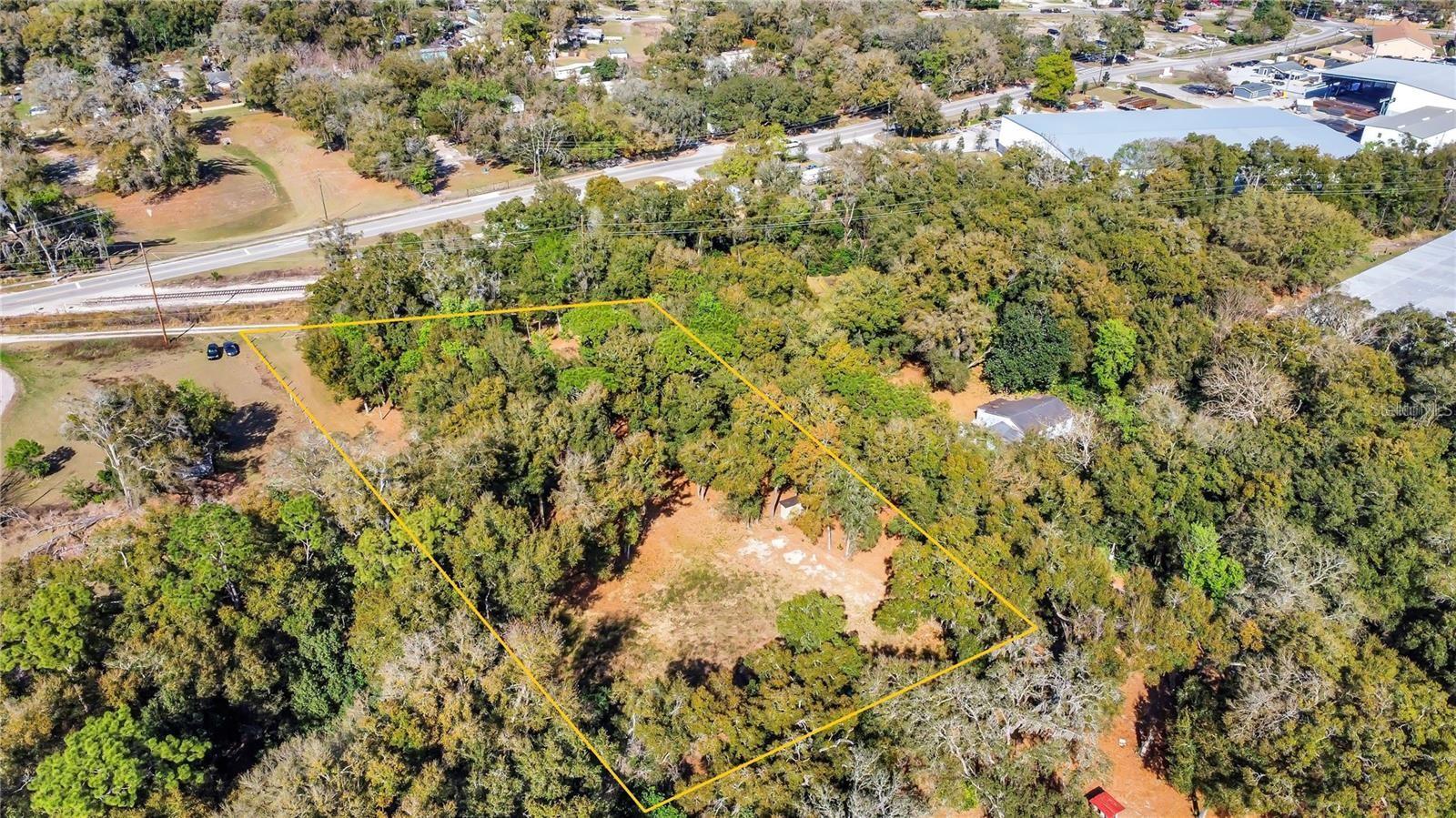 Nearly 2 Acres Vacant land, great location, ready to build. Seller its open to do an owner financing.