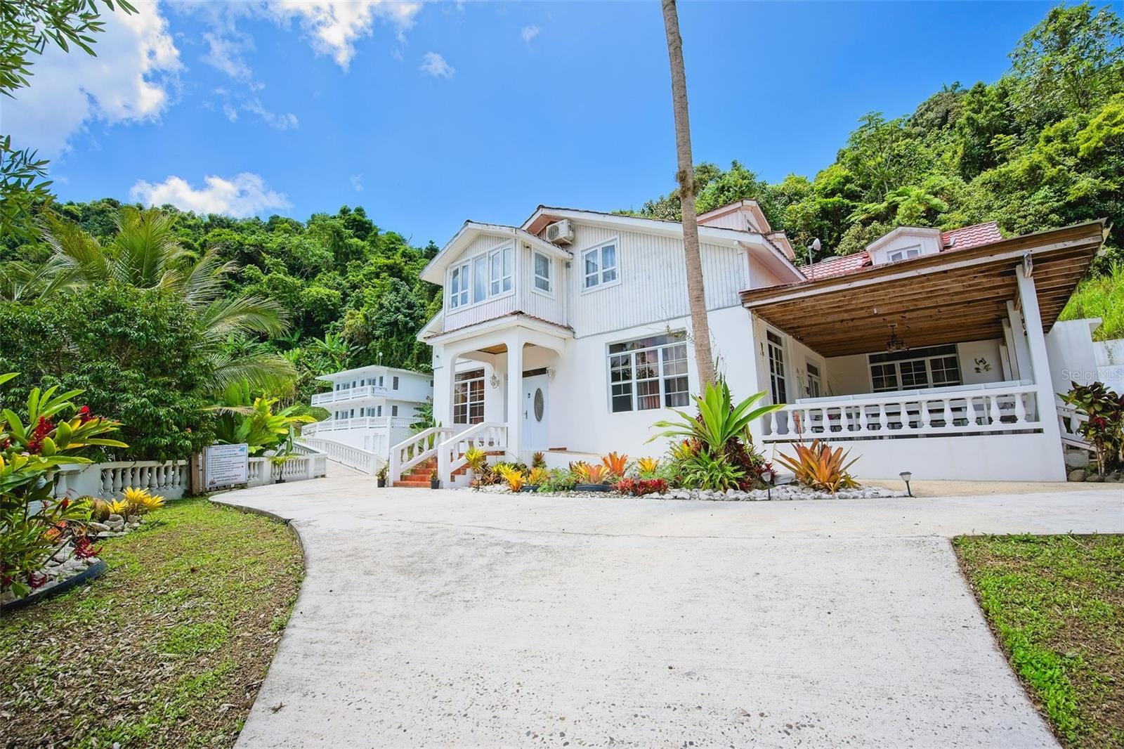 YAHUECAS - Residential