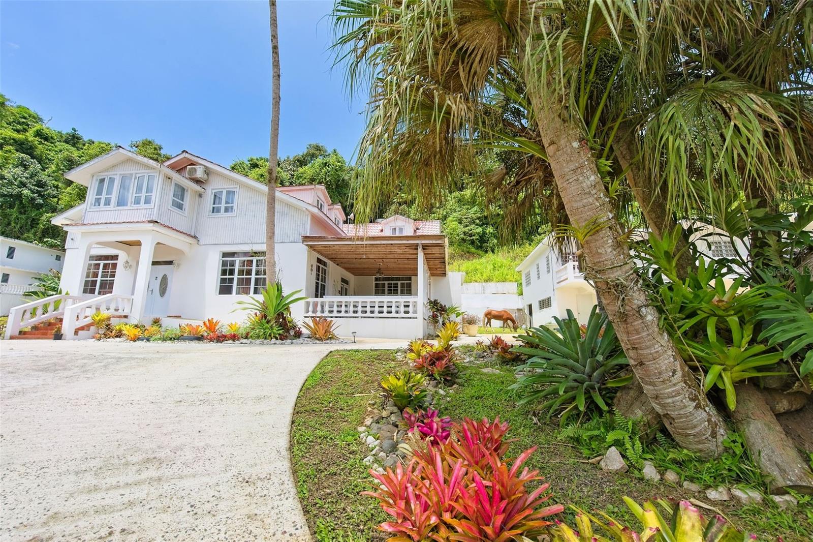 135 VILLA PEREZ