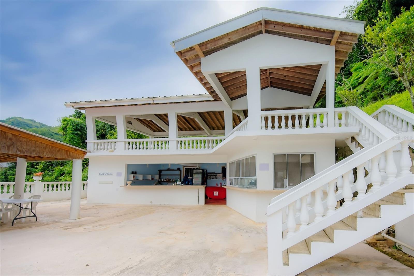 YAHUECAS - Residential