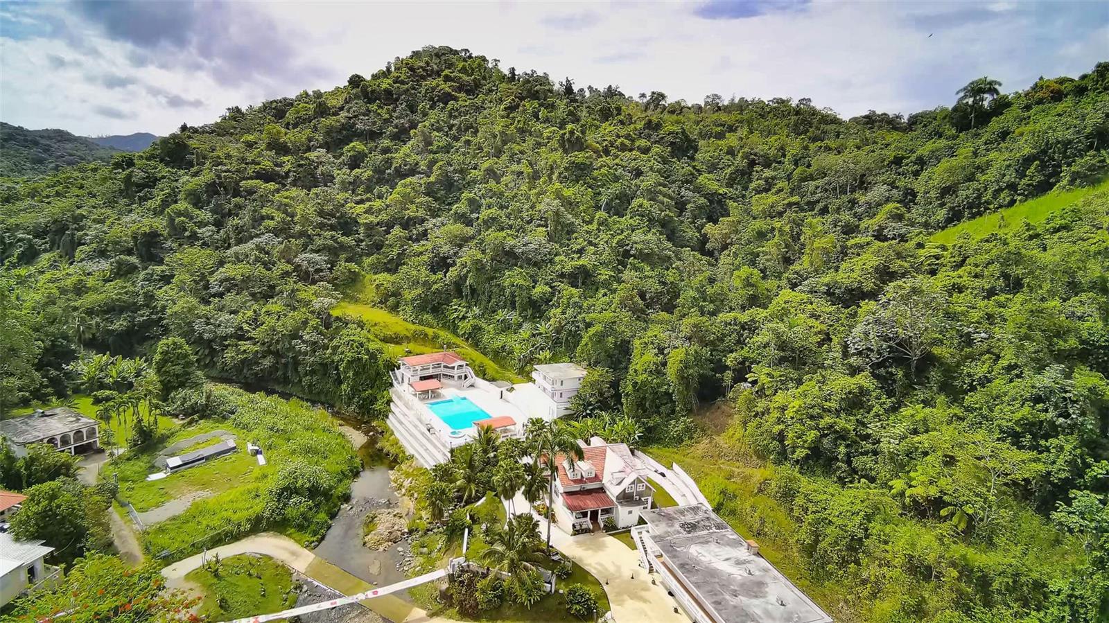 135 VILLA PEREZ