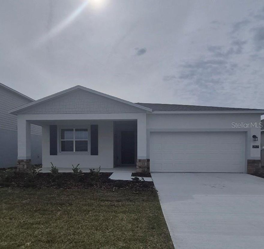 BRAND NEW HOME located in a desirable and growing Haines City community. This spacious residence features 4 bedrooms, 3 bathrooms, and a loft, offering a functional layout suitable for comfortable everyday living.
The open-concept floor plan includes a modern kitchen with stainless steel appliances, ample cabinet space, and a bright living and dining area. The primary suite offers a walk-in closet. Washer and dryer included. Energy-efficient features help support manageable utility costs.
Conveniently situated near US-27, with easy access to shopping, dining, schools, and nearby Davenport, Winter Haven, and Central Florida attractions.
No smoking permitted. Pet-friendly.
Available for immediate occupancy